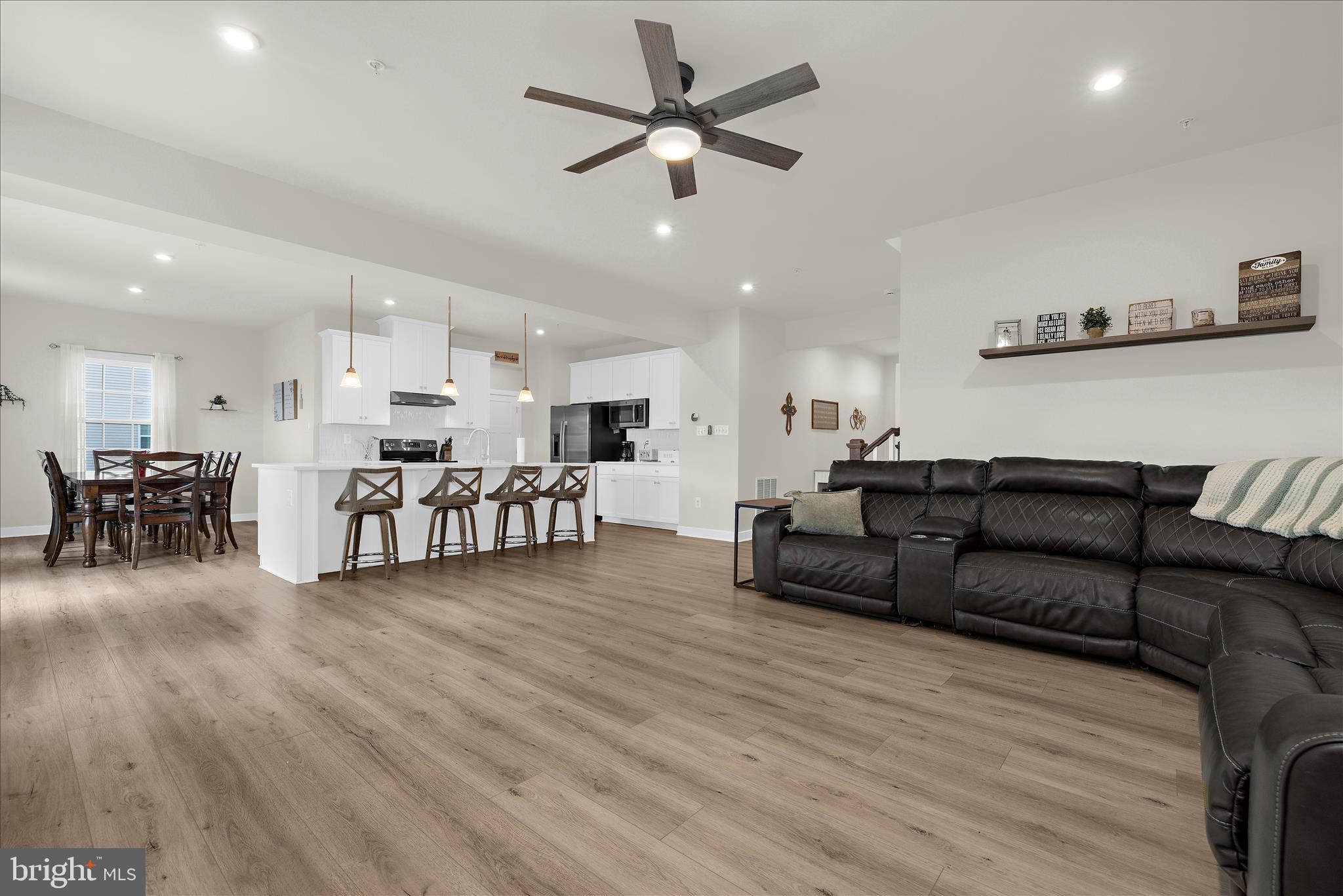 CHURCH HILL HUNT - Residential