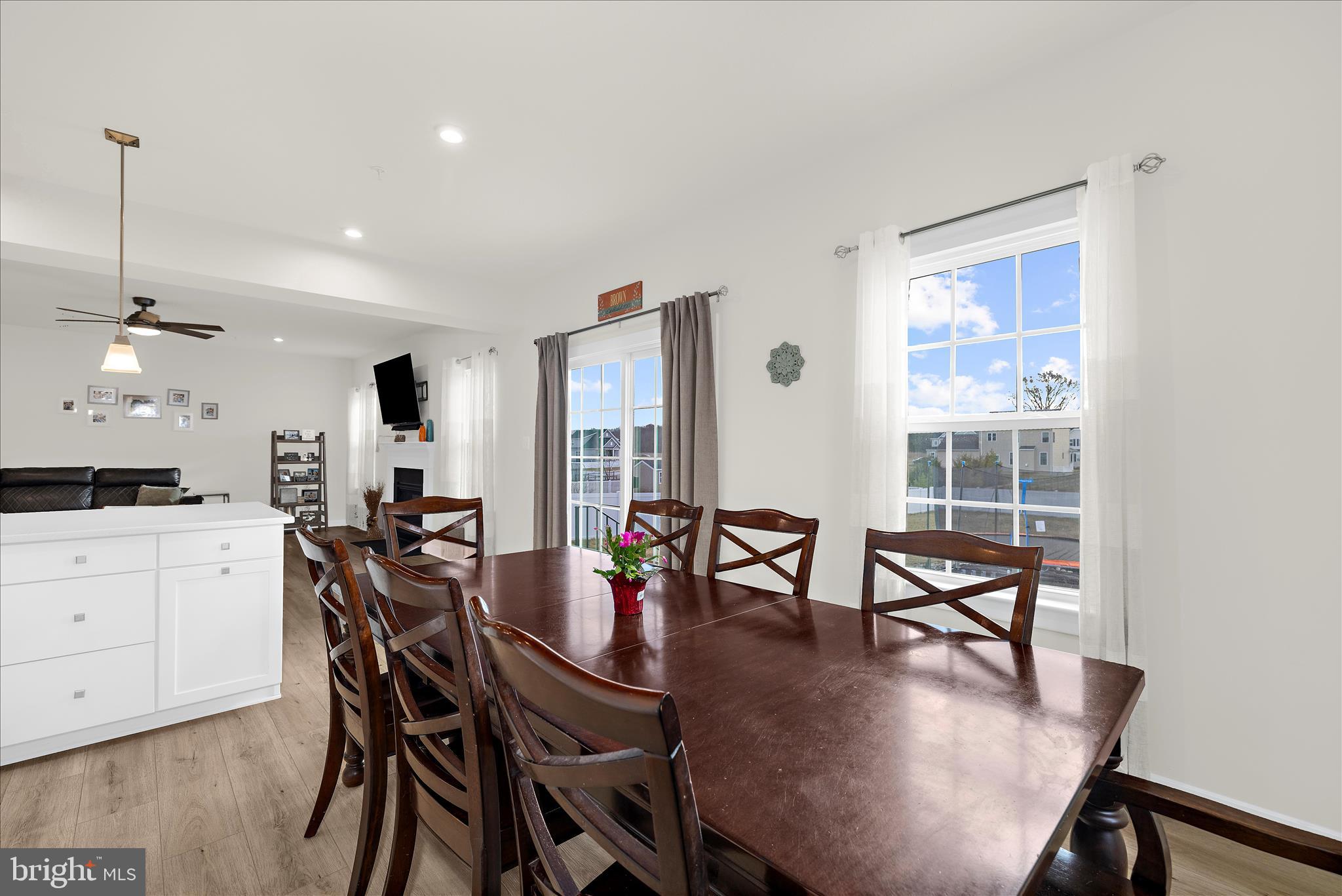 CHURCH HILL HUNT - Residential