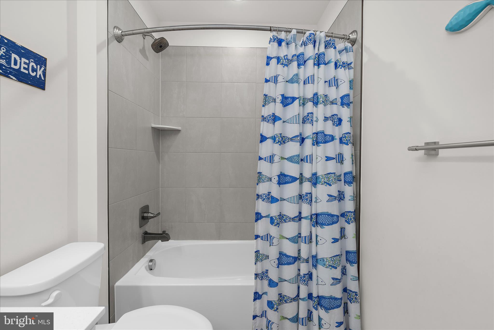 CHURCH HILL HUNT - Residential