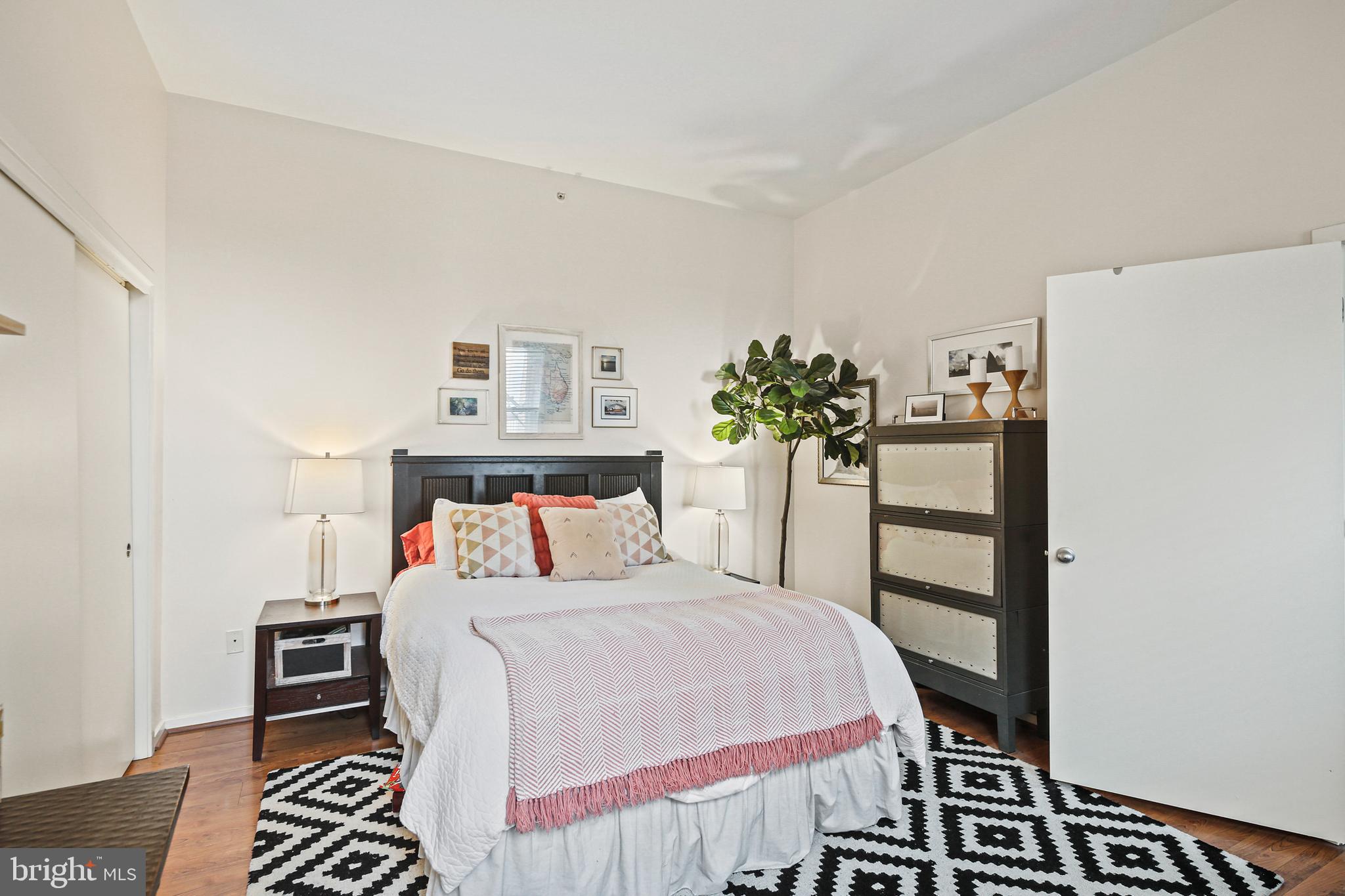 1211 LIGHT STREET 308