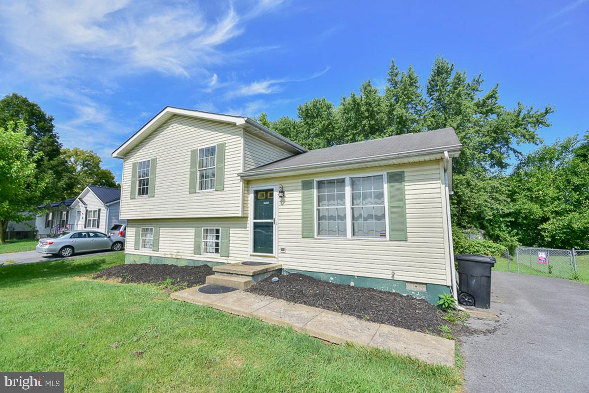 SPRINGFIELD VILLAGE - Residential