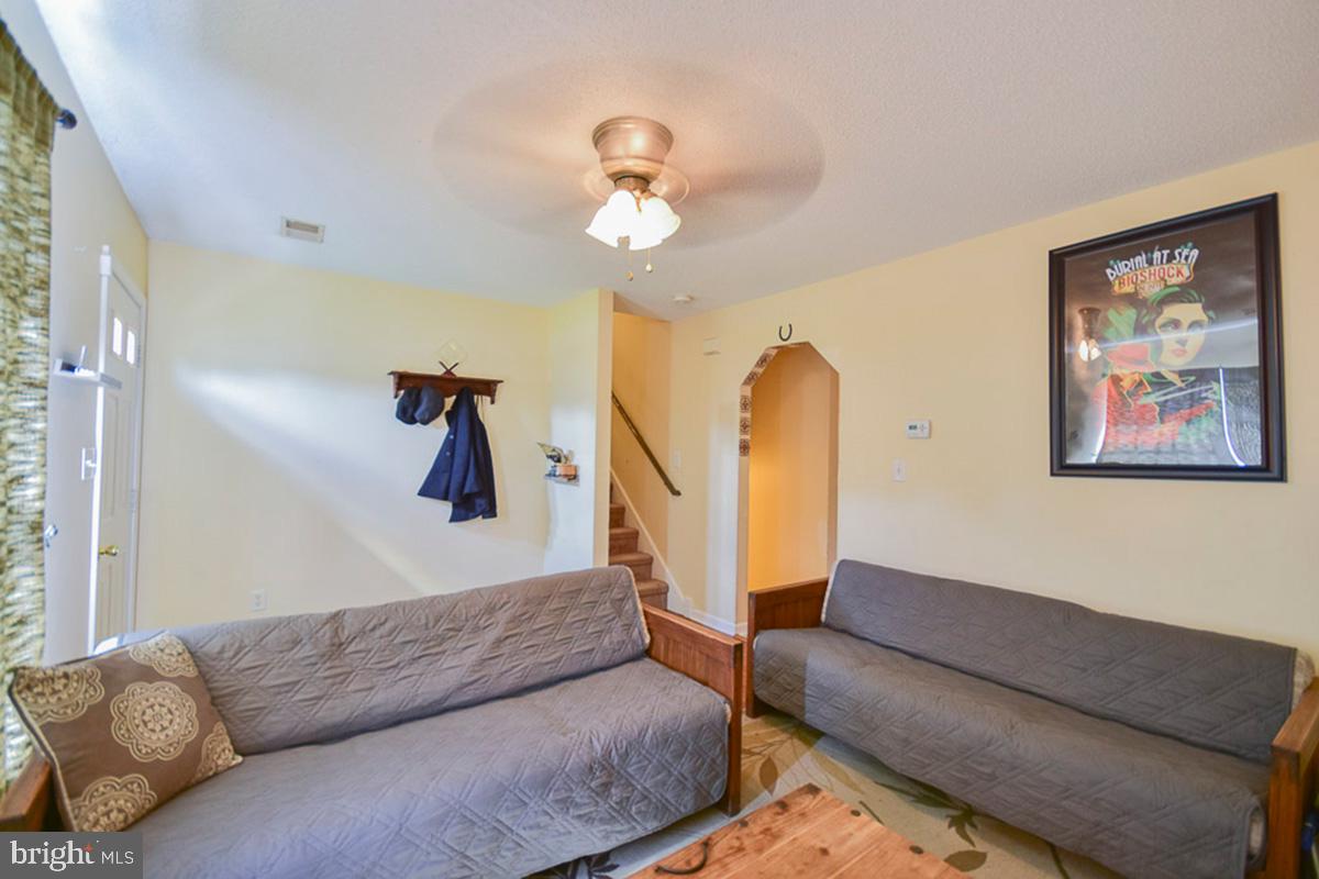 SPRINGFIELD VILLAGE - Residential