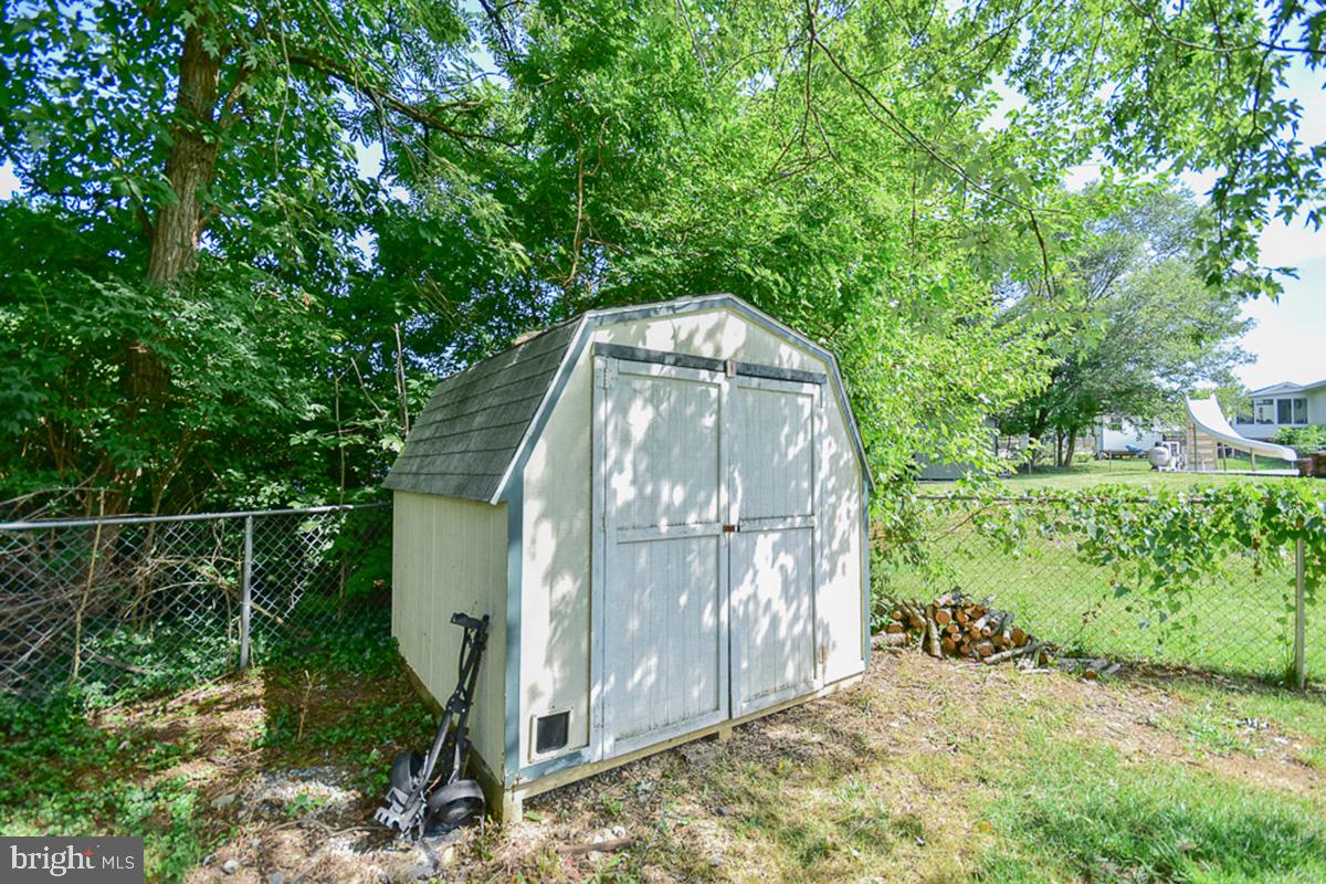 SPRINGFIELD VILLAGE - Residential