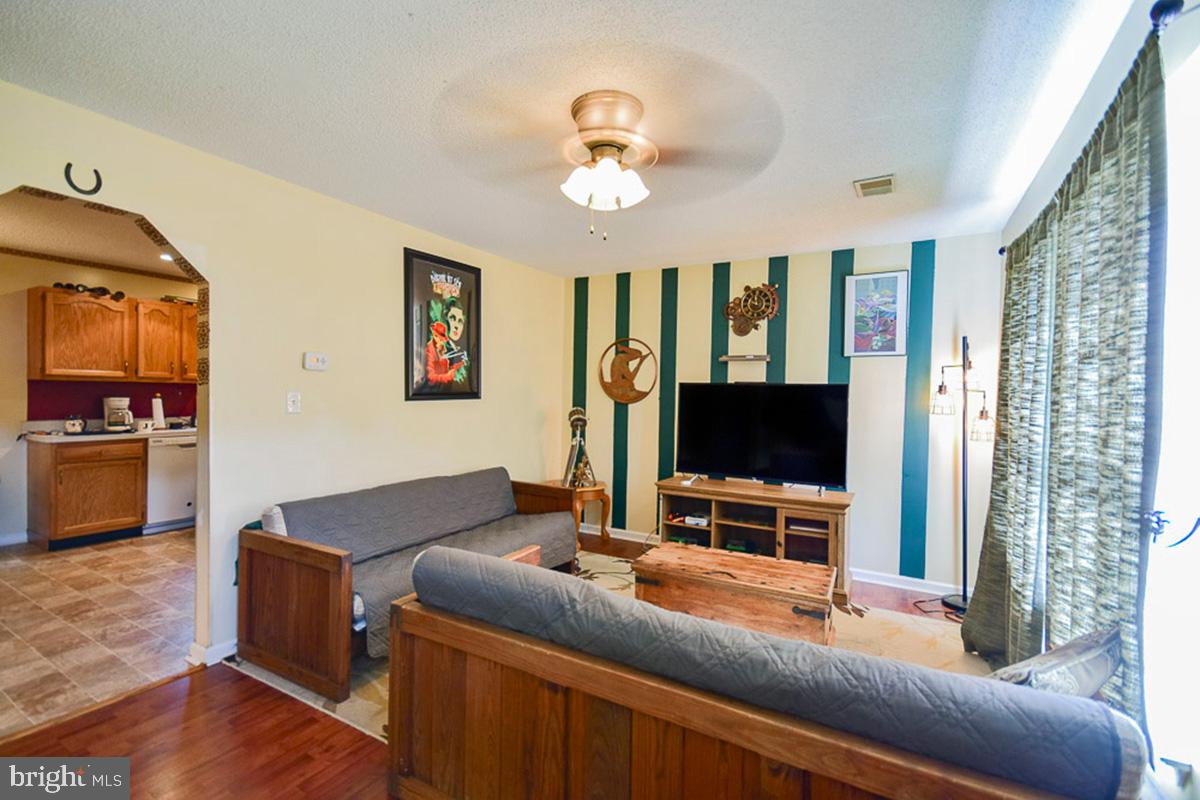 SPRINGFIELD VILLAGE - Residential