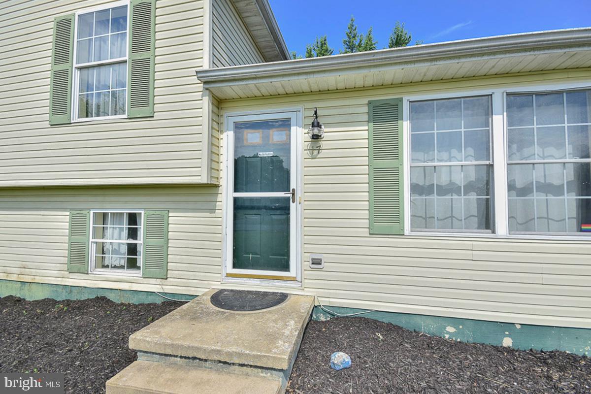 SPRINGFIELD VILLAGE - Residential