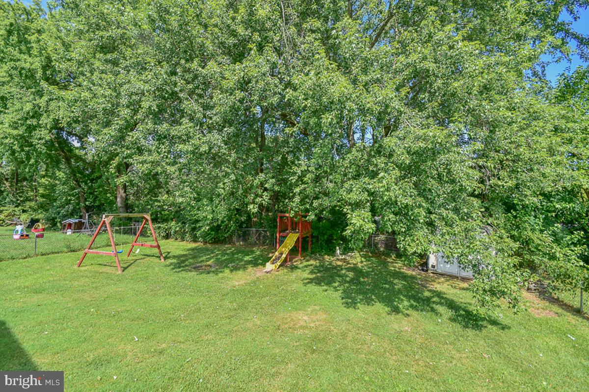 SPRINGFIELD VILLAGE - Residential