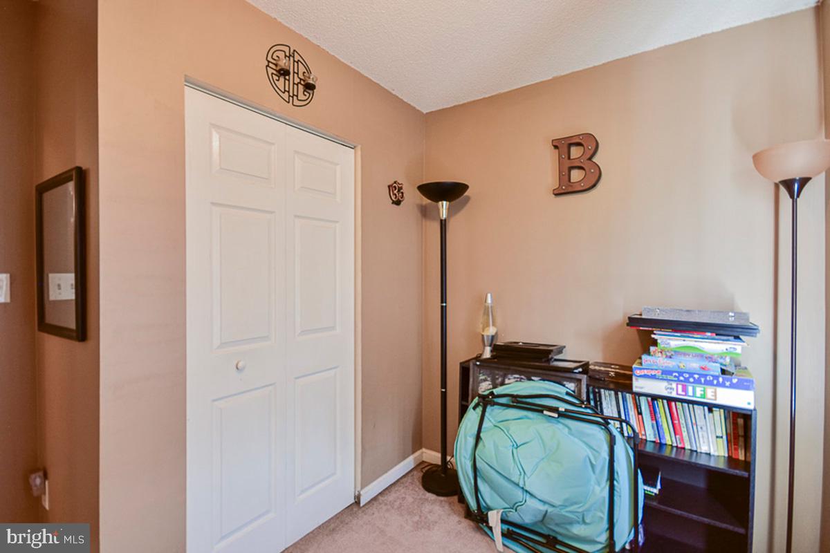 SPRINGFIELD VILLAGE - Residential