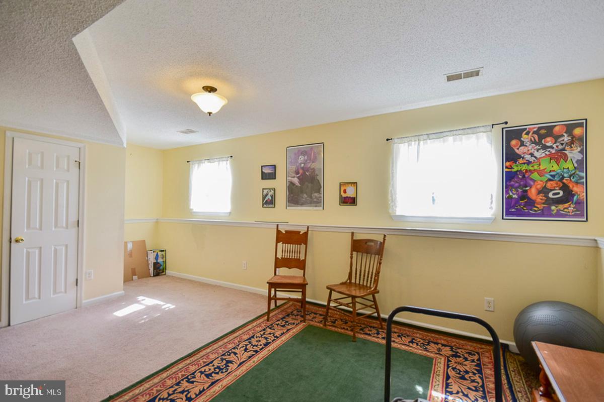 SPRINGFIELD VILLAGE - Residential