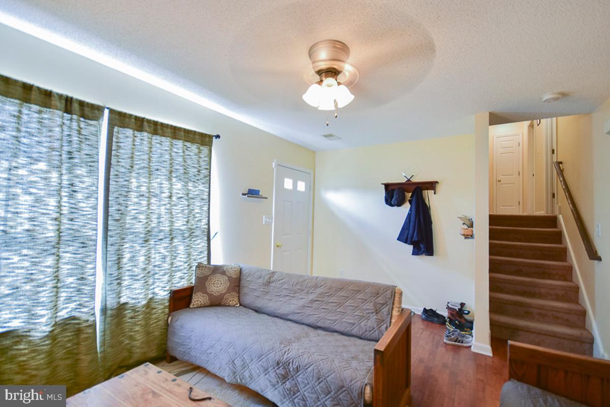 SPRINGFIELD VILLAGE - Residential