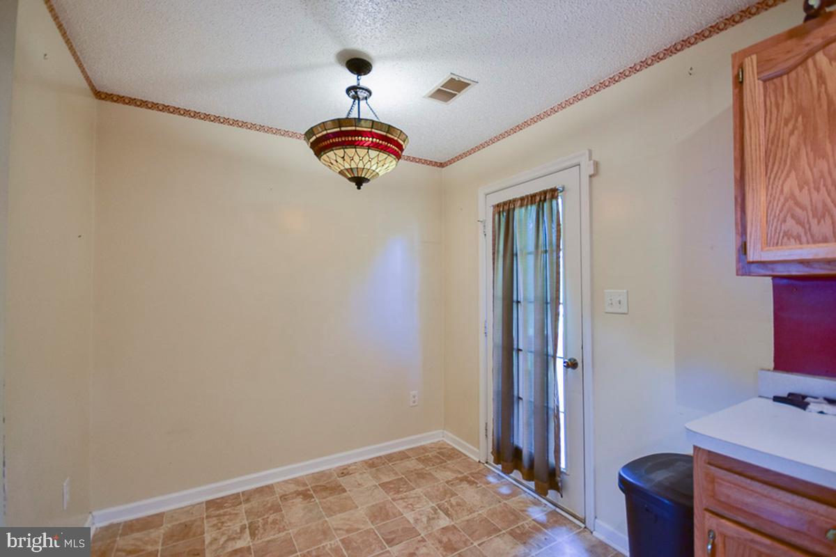 SPRINGFIELD VILLAGE - Residential