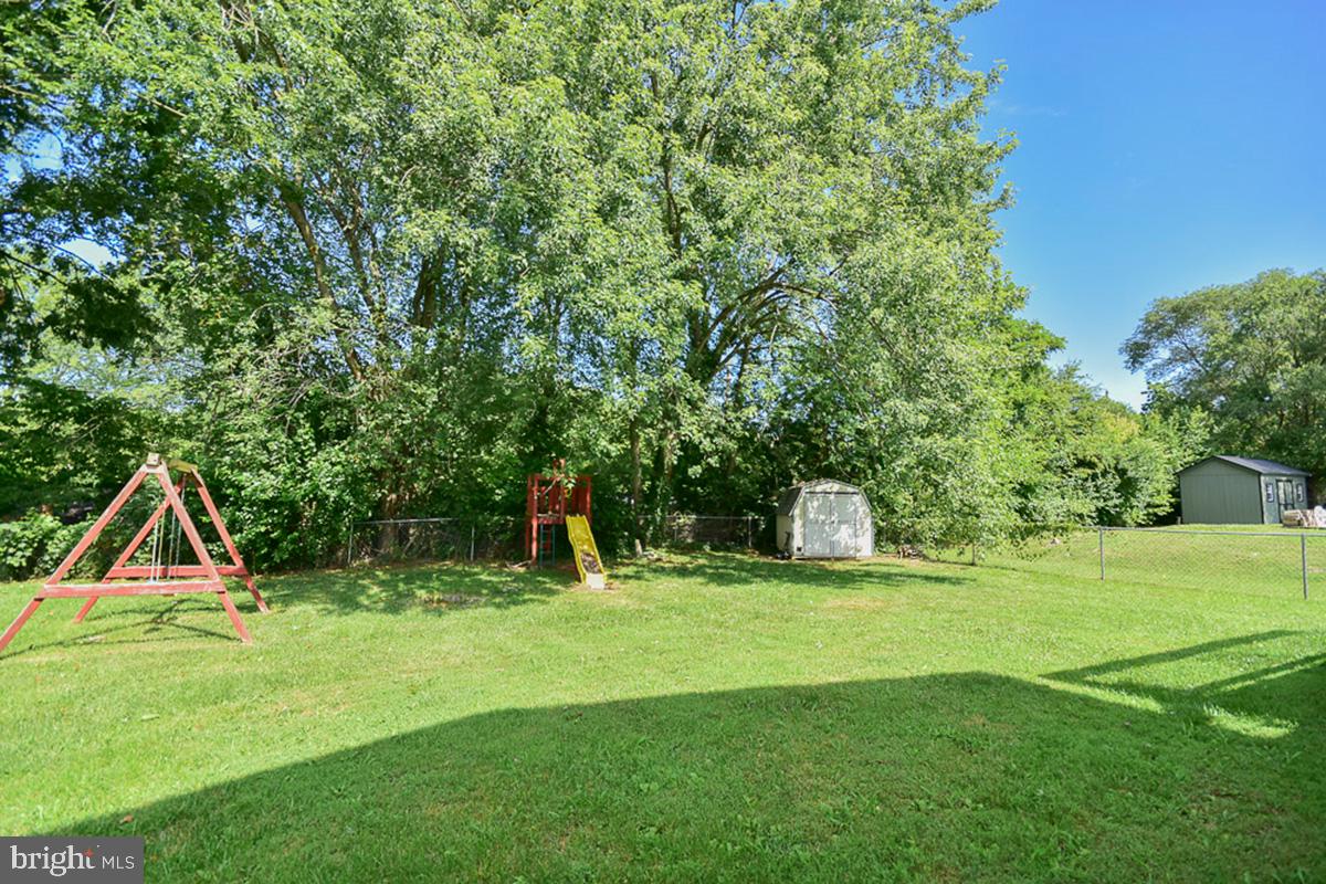 SPRINGFIELD VILLAGE - Residential