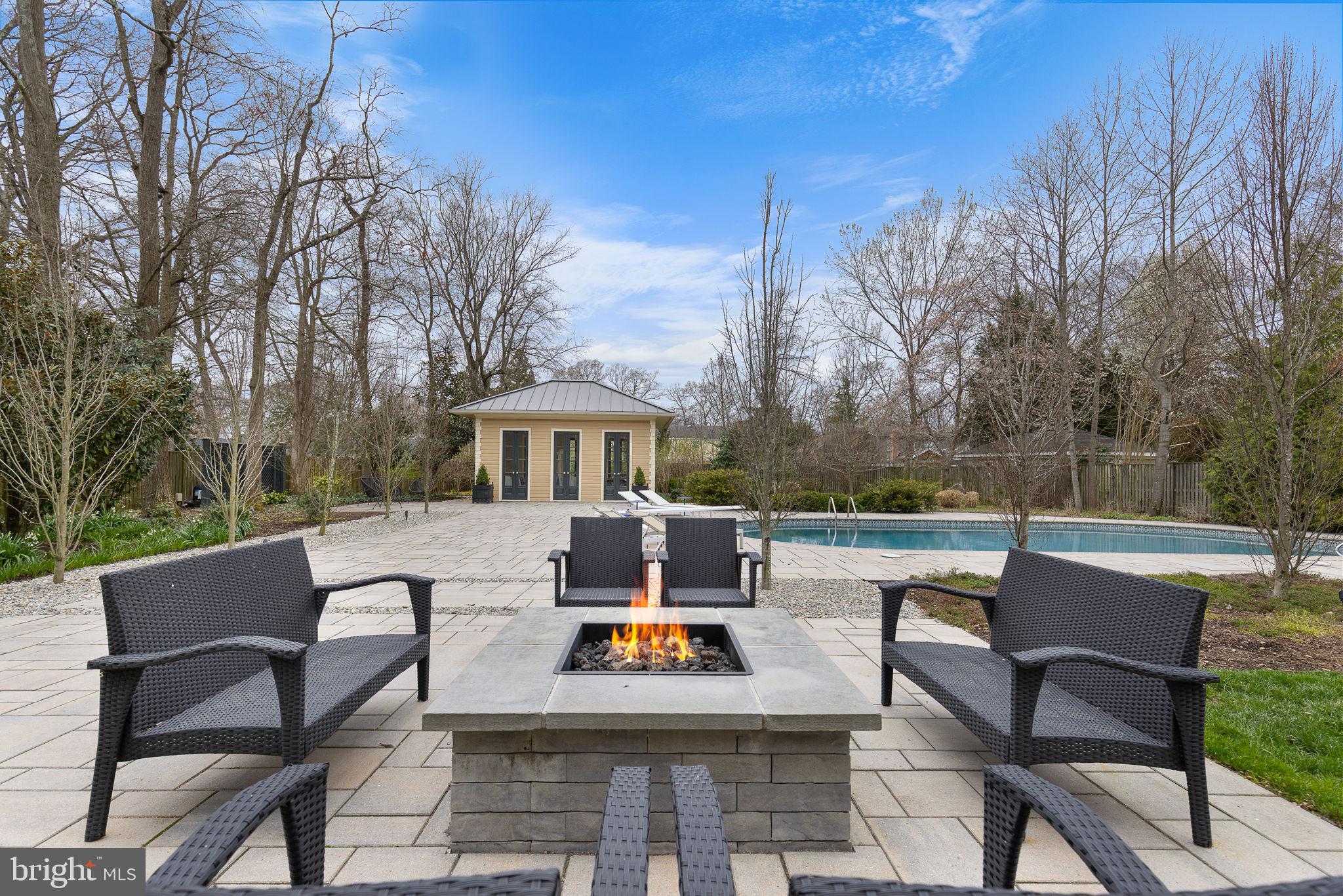 RIVER BEND ESTATES - Residential