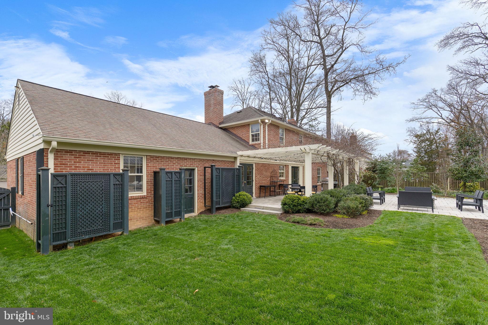 RIVER BEND ESTATES - Residential