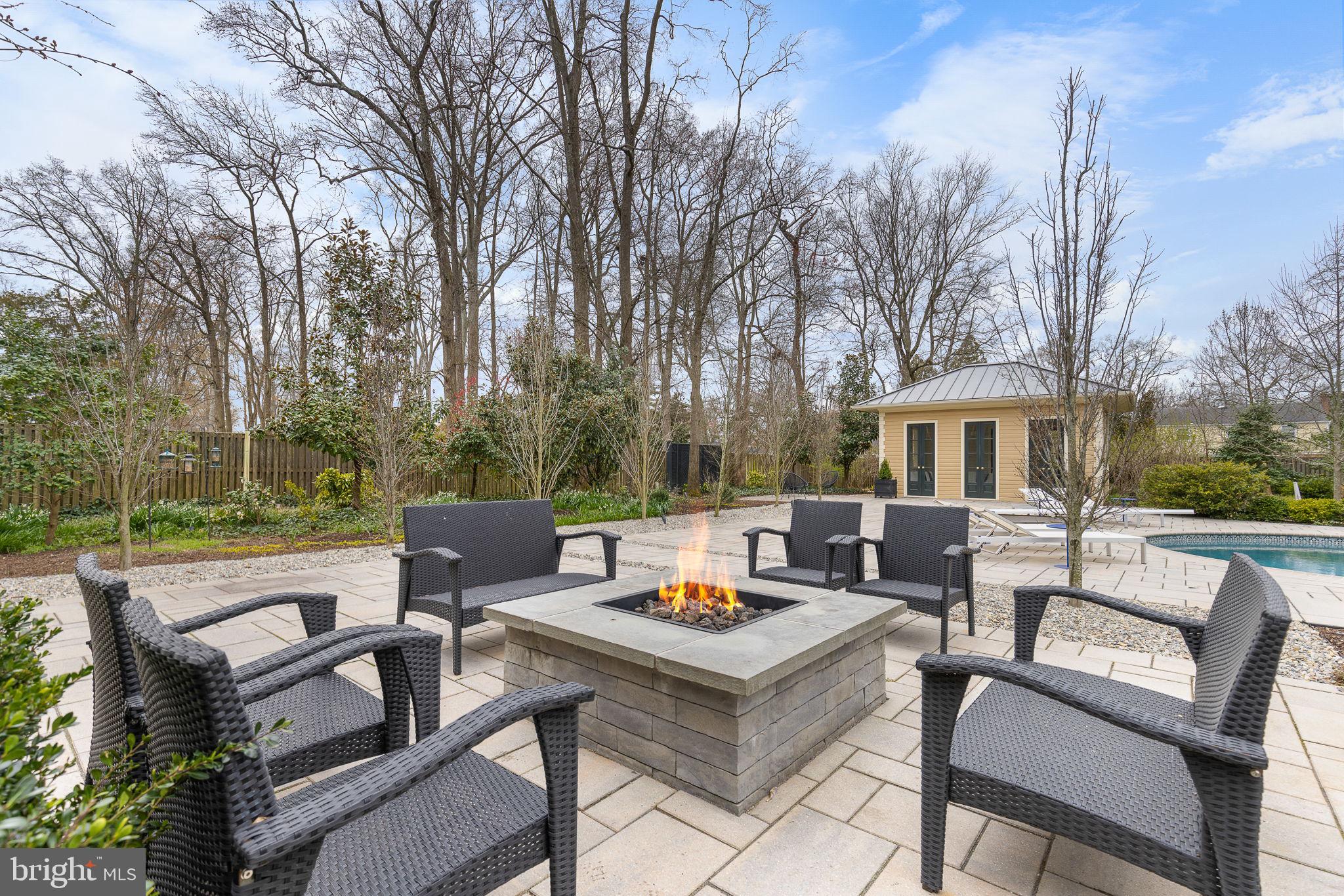 RIVER BEND ESTATES - Residential