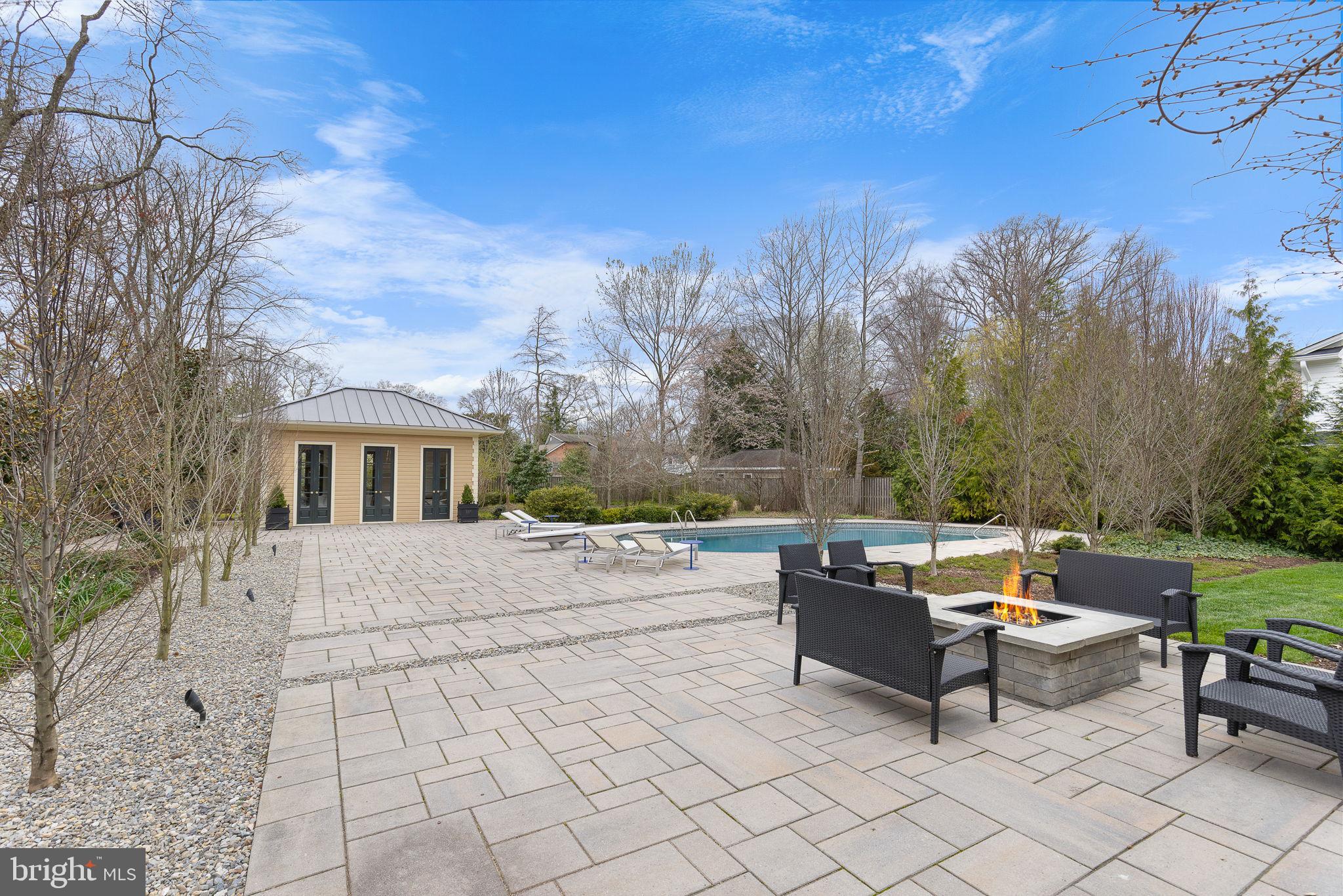 RIVER BEND ESTATES - Residential