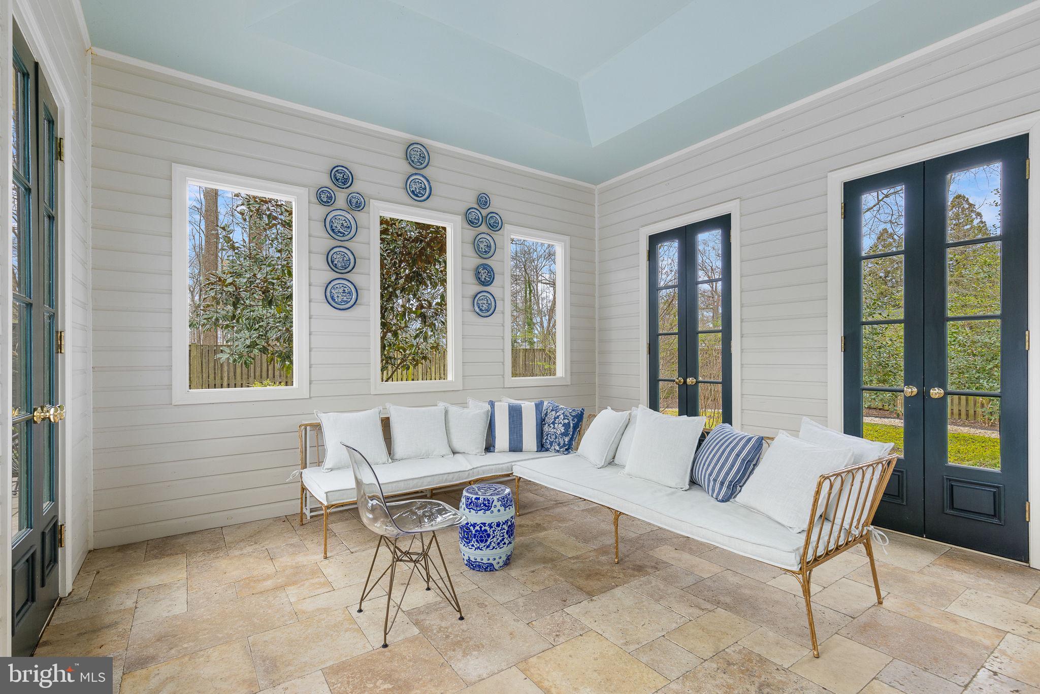 RIVER BEND ESTATES - Residential