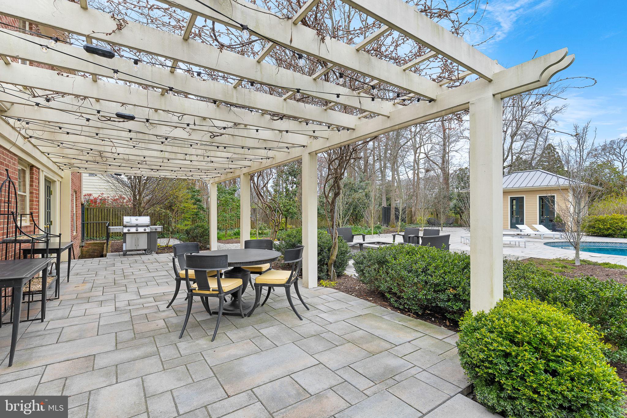 RIVER BEND ESTATES - Residential