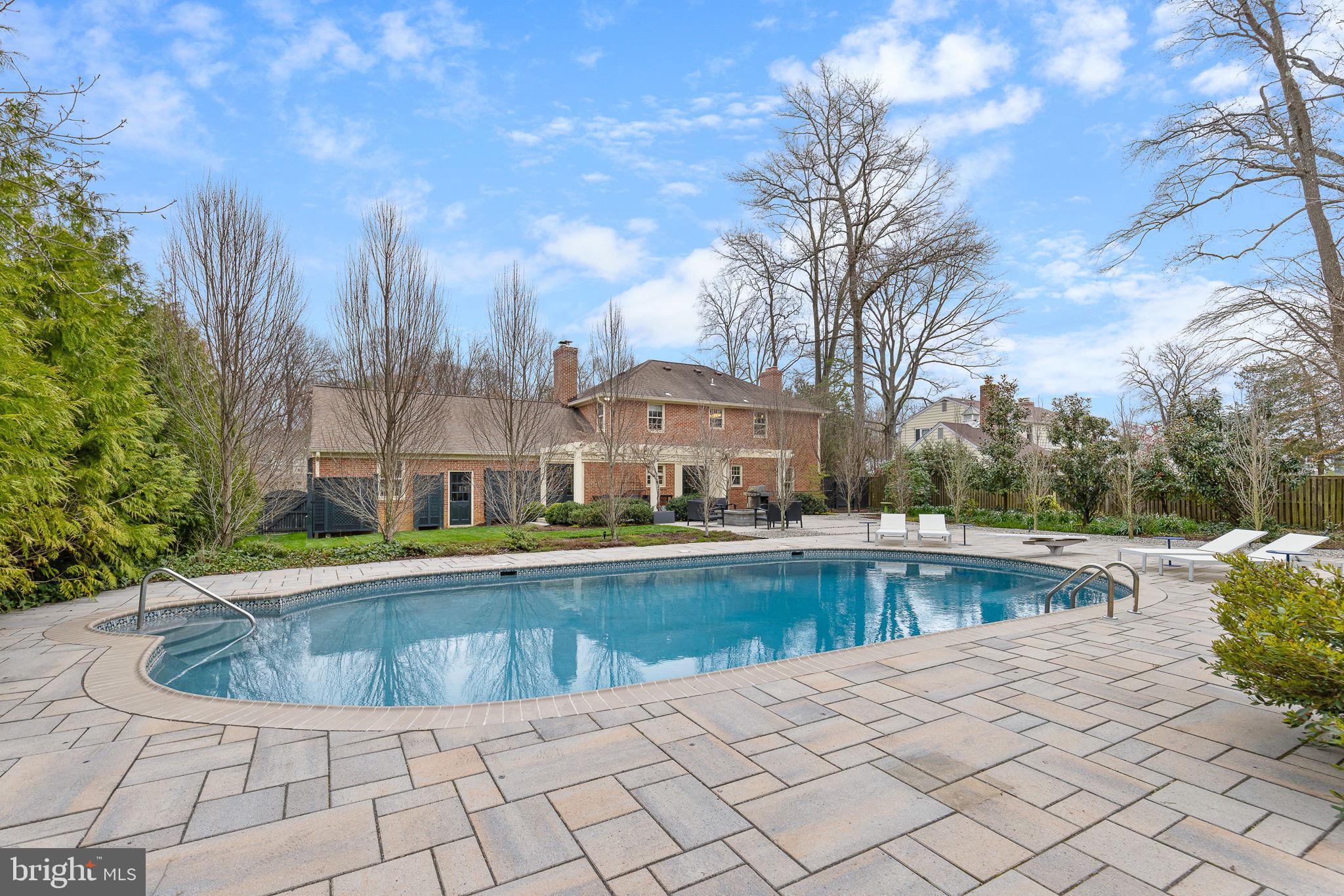 RIVER BEND ESTATES - Residential