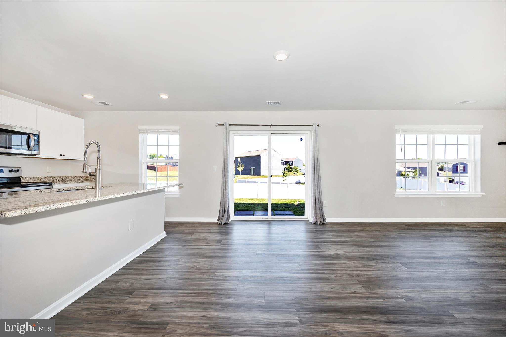 MAGNOLIA SPRINGS - Residential
