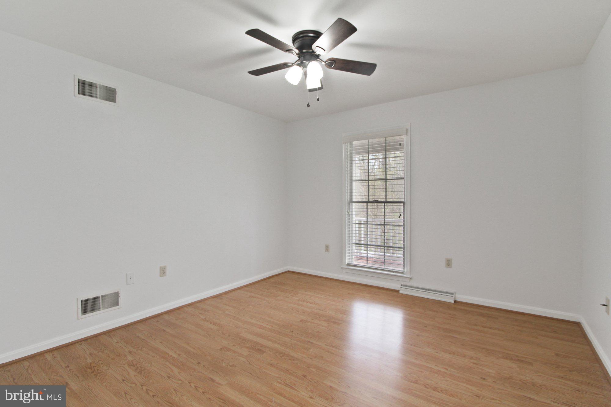 GLEN ROCK - Residential