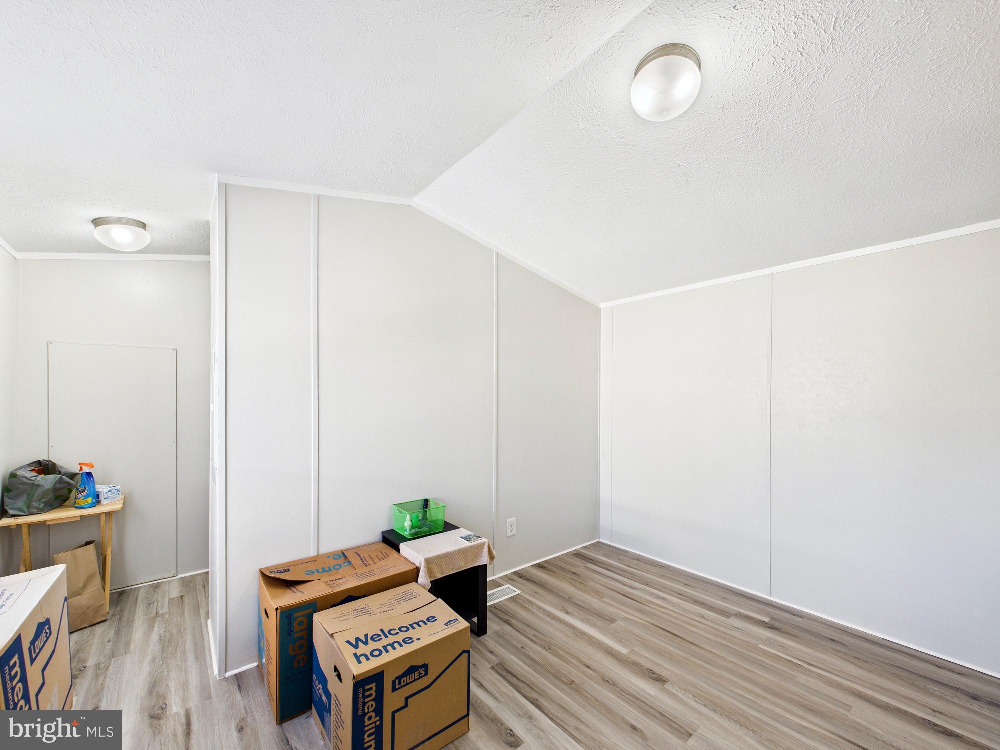 BRIARWOOD MANOR TR PK - Residential