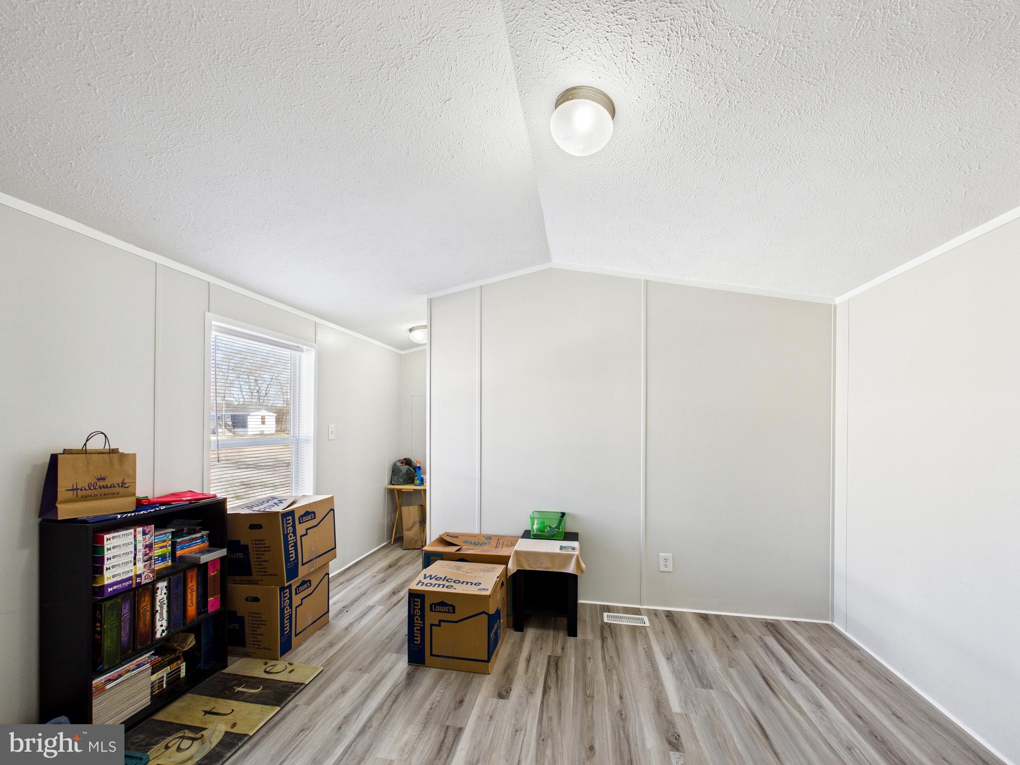 BRIARWOOD MANOR TR PK - Residential