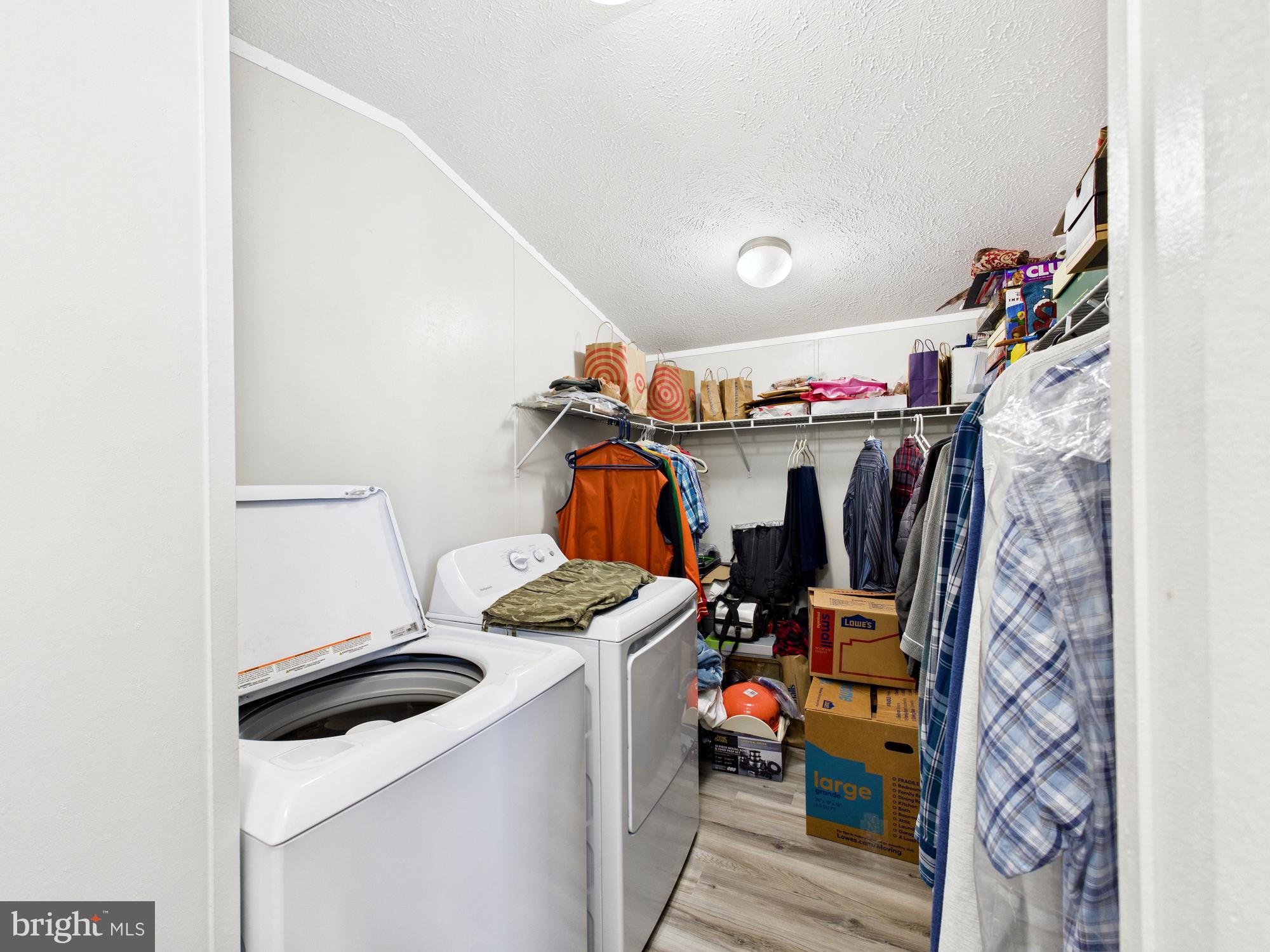 BRIARWOOD MANOR TR PK - Residential