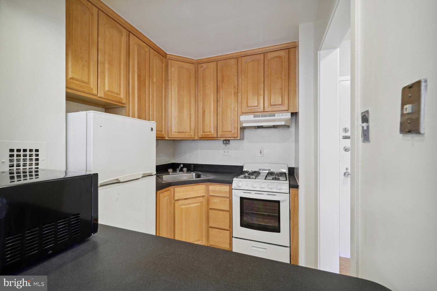 FRIENDSHIP HEIGHTS - Residential