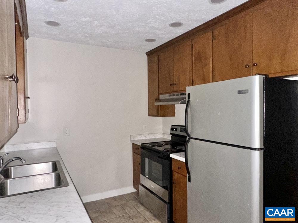 JEFFERSON PARK - Residential Income