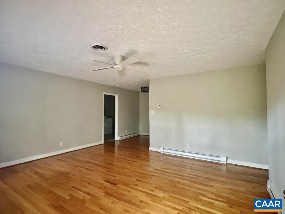 JEFFERSON PARK - Residential Income