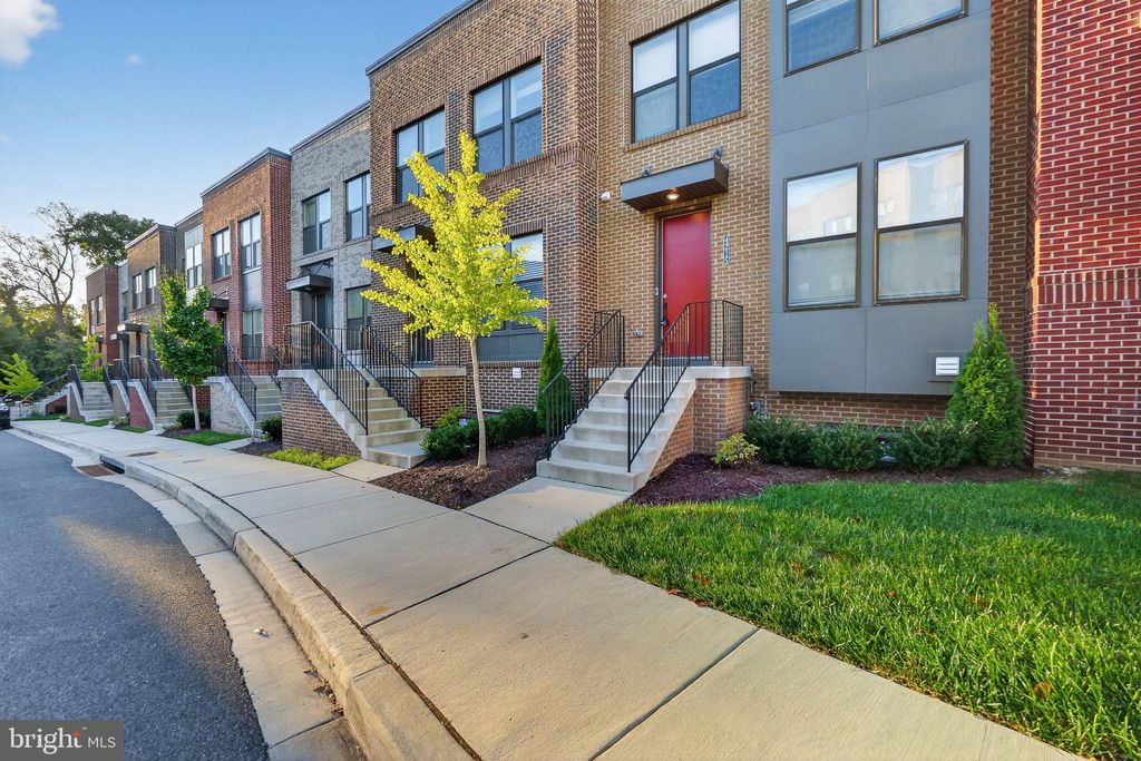 Photo of 4215 Laplata Avenue, BALTIMORE, MD 21211 (MLS # MDBA2188206)