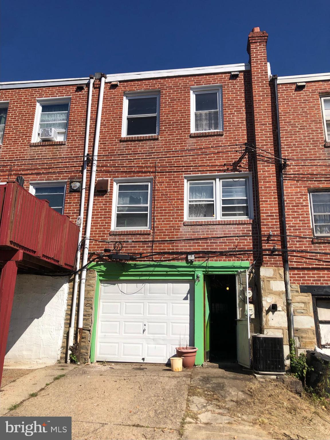 152 E WALNUT PARK DRIVE