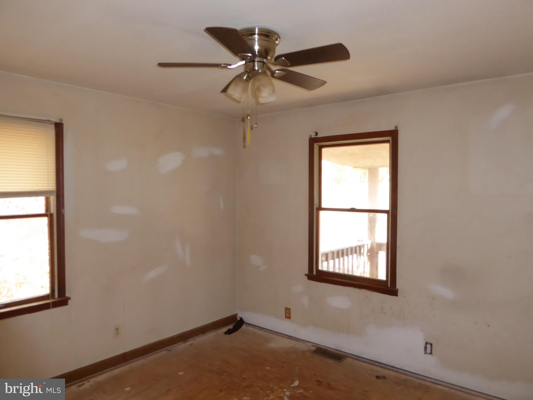 PIN OAK - Residential