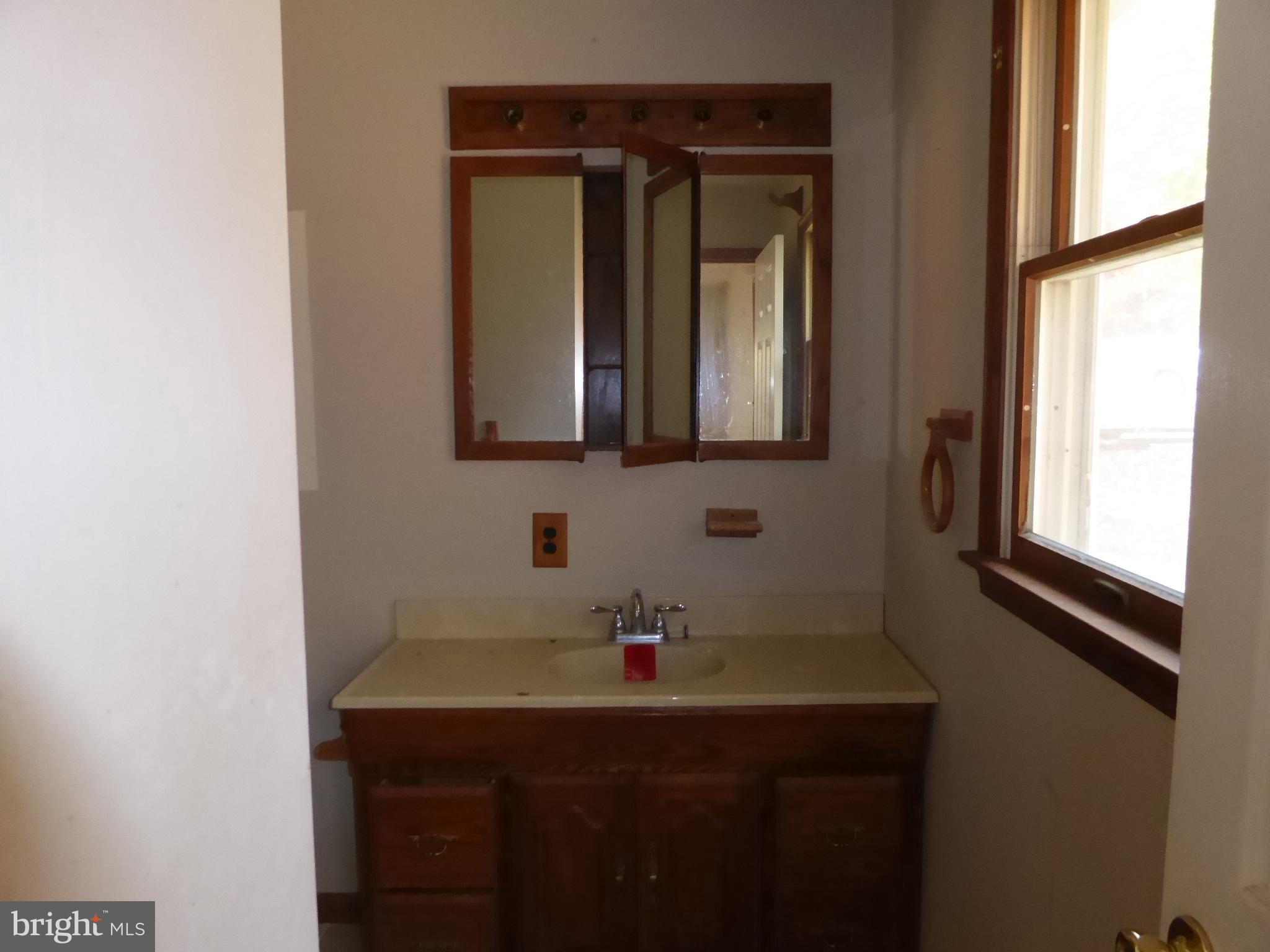 PIN OAK - Residential