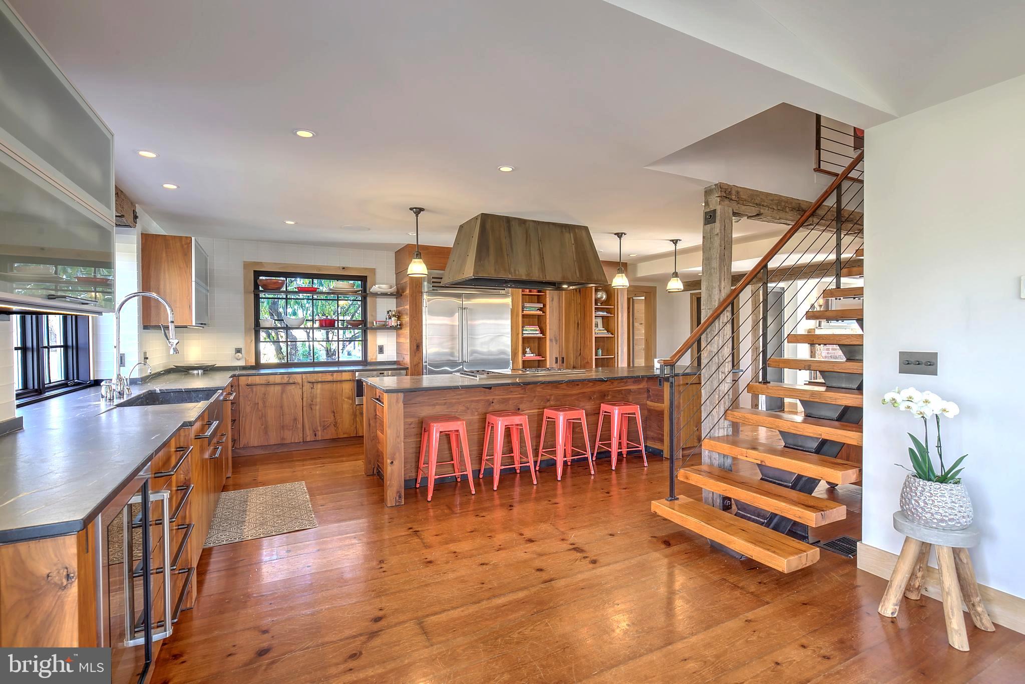 266 PROVINCE LINE ROAD