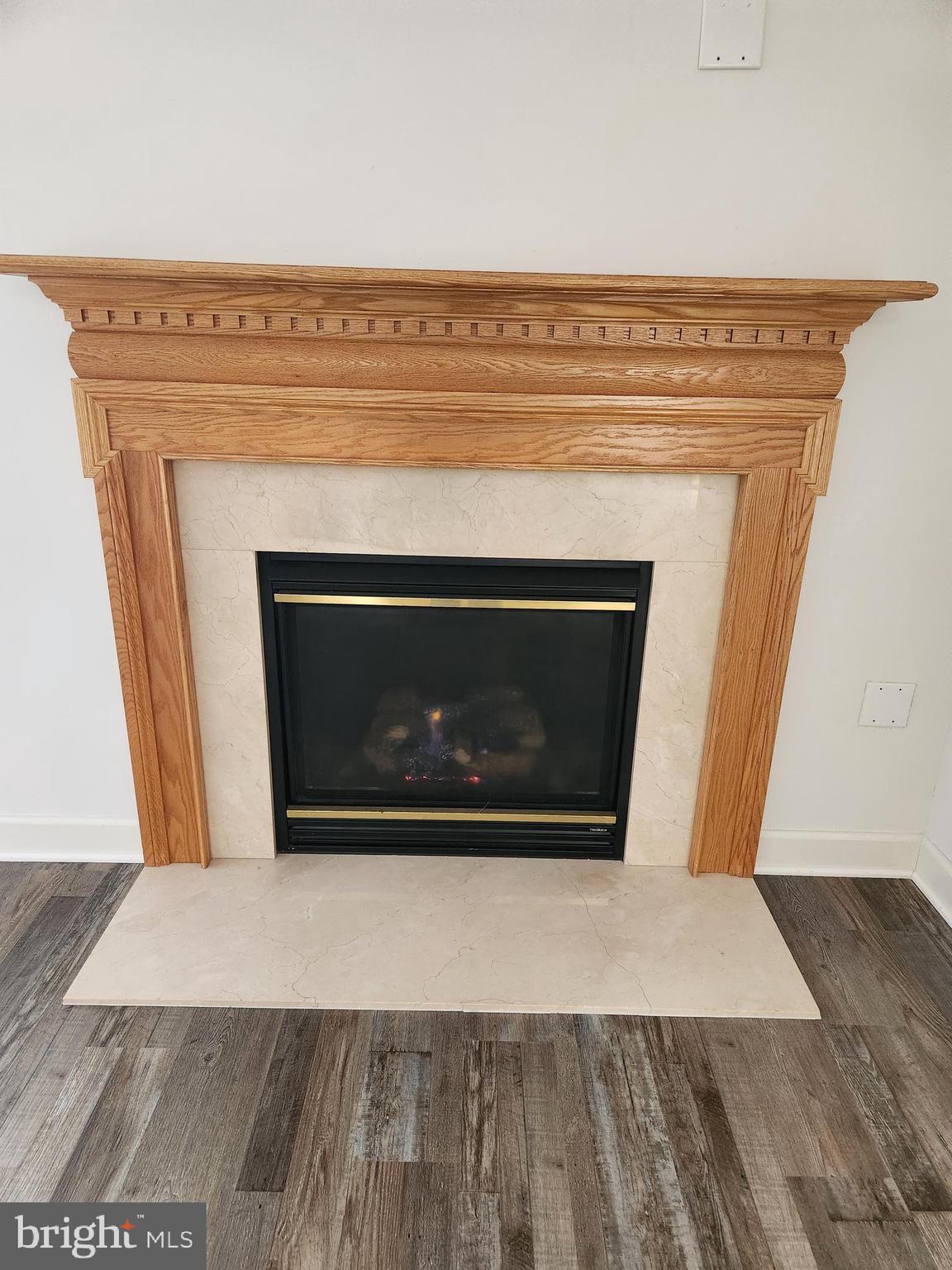 CRAIN SUMMIT - Residential Lease