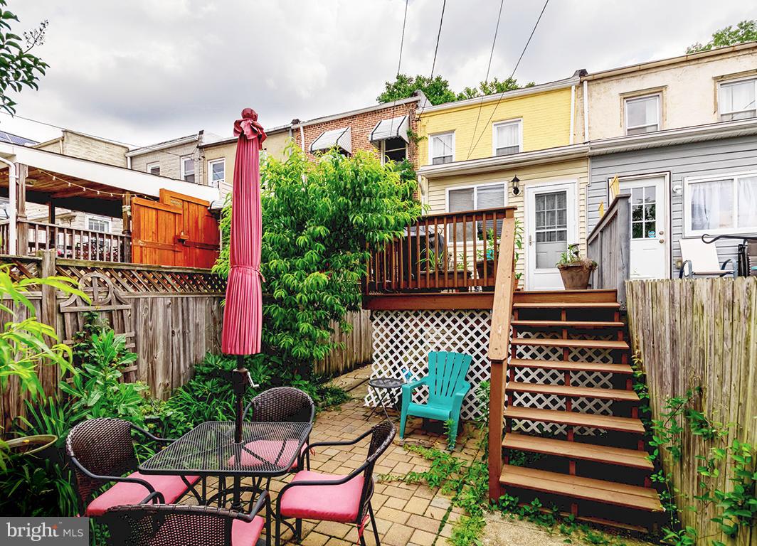 HAMPDEN HISTORIC DISTRICT - Residential