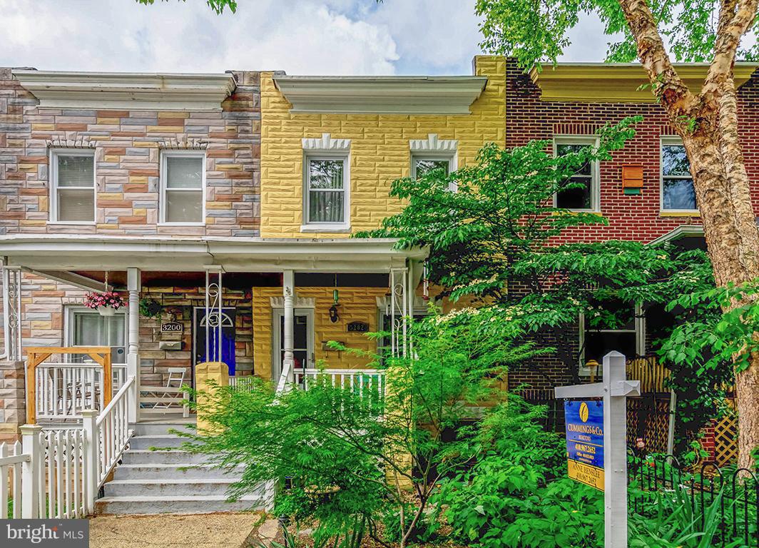 HAMPDEN HISTORIC DISTRICT - Residential