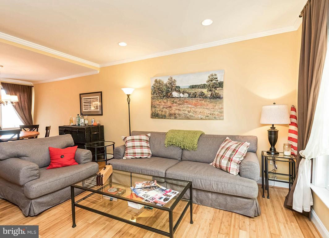 HAMPDEN HISTORIC DISTRICT - Residential