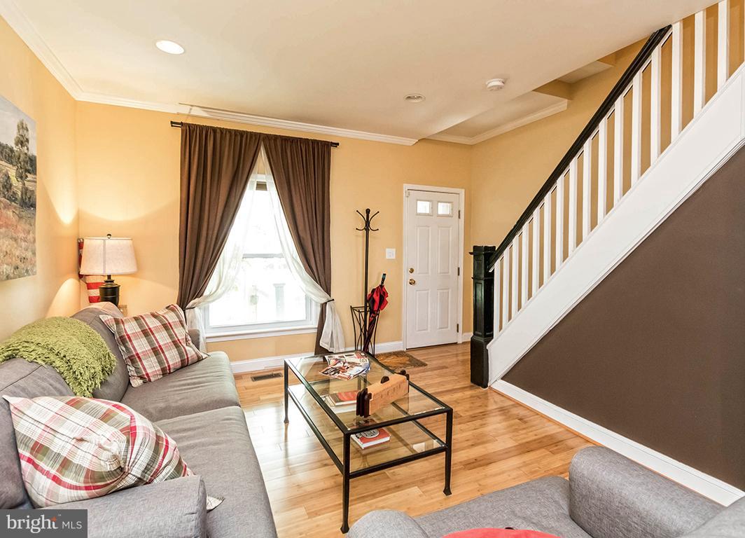 HAMPDEN HISTORIC DISTRICT - Residential