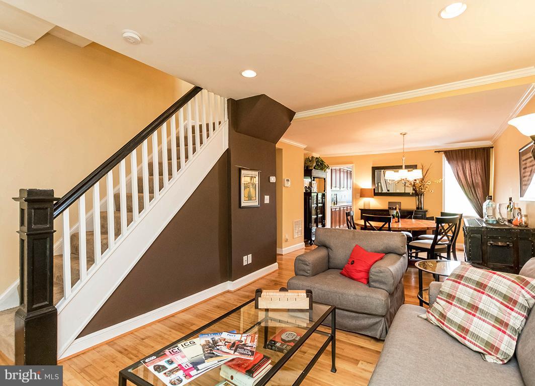 HAMPDEN HISTORIC DISTRICT - Residential