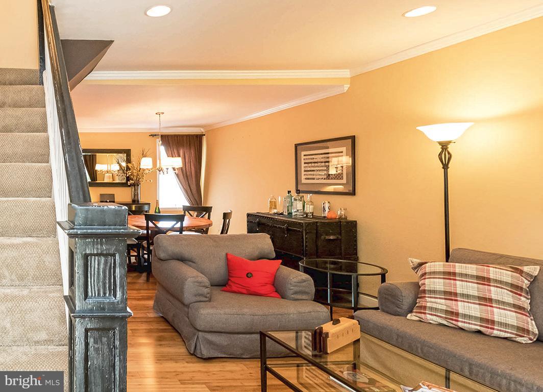 HAMPDEN HISTORIC DISTRICT - Residential