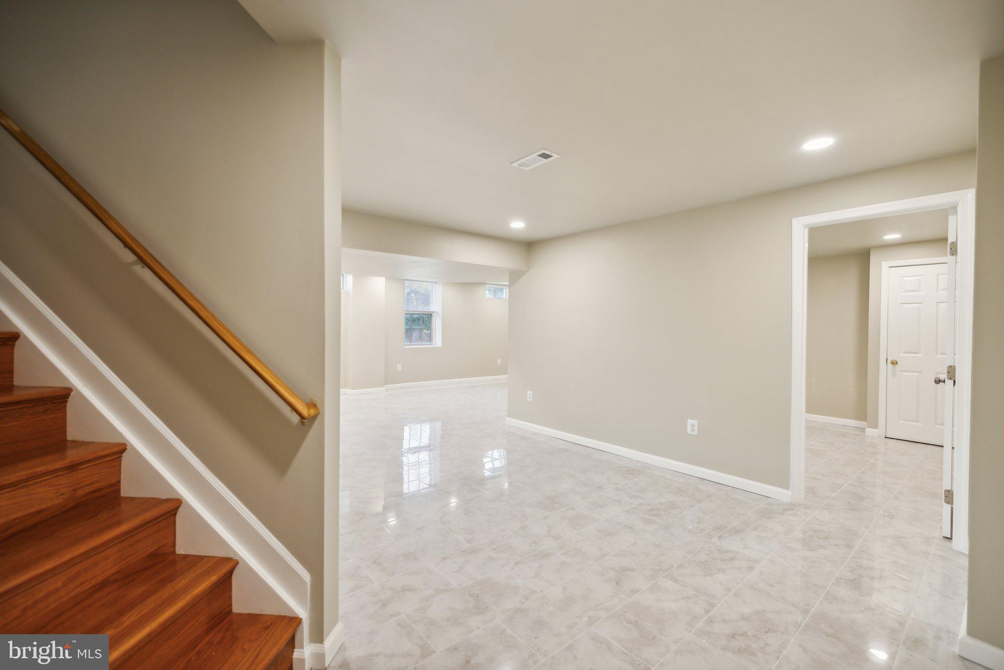 KINGS SQUARE - Residential