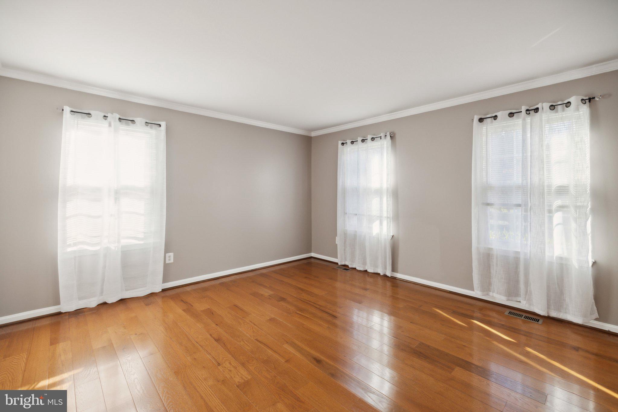 KINGS SQUARE - Residential