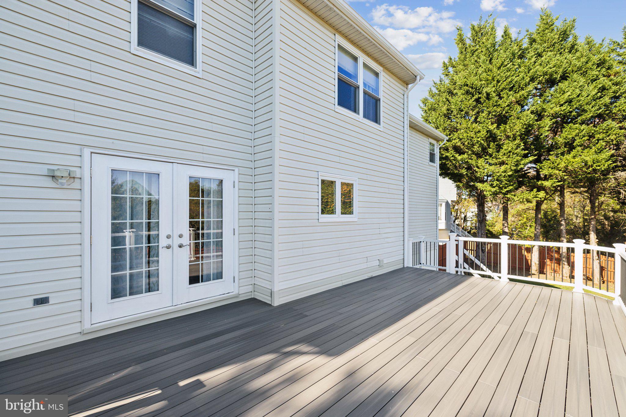 KINGS SQUARE - Residential