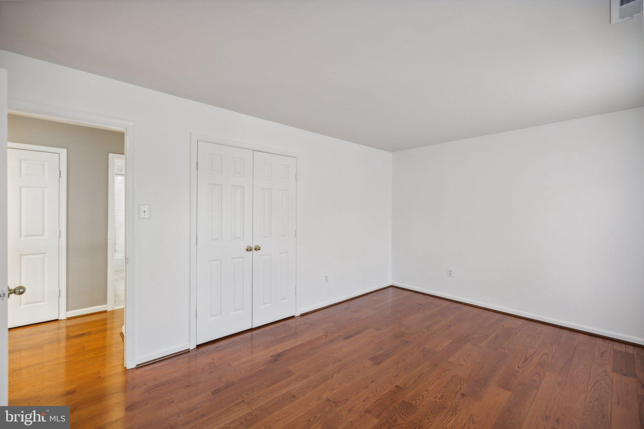 KINGS SQUARE - Residential