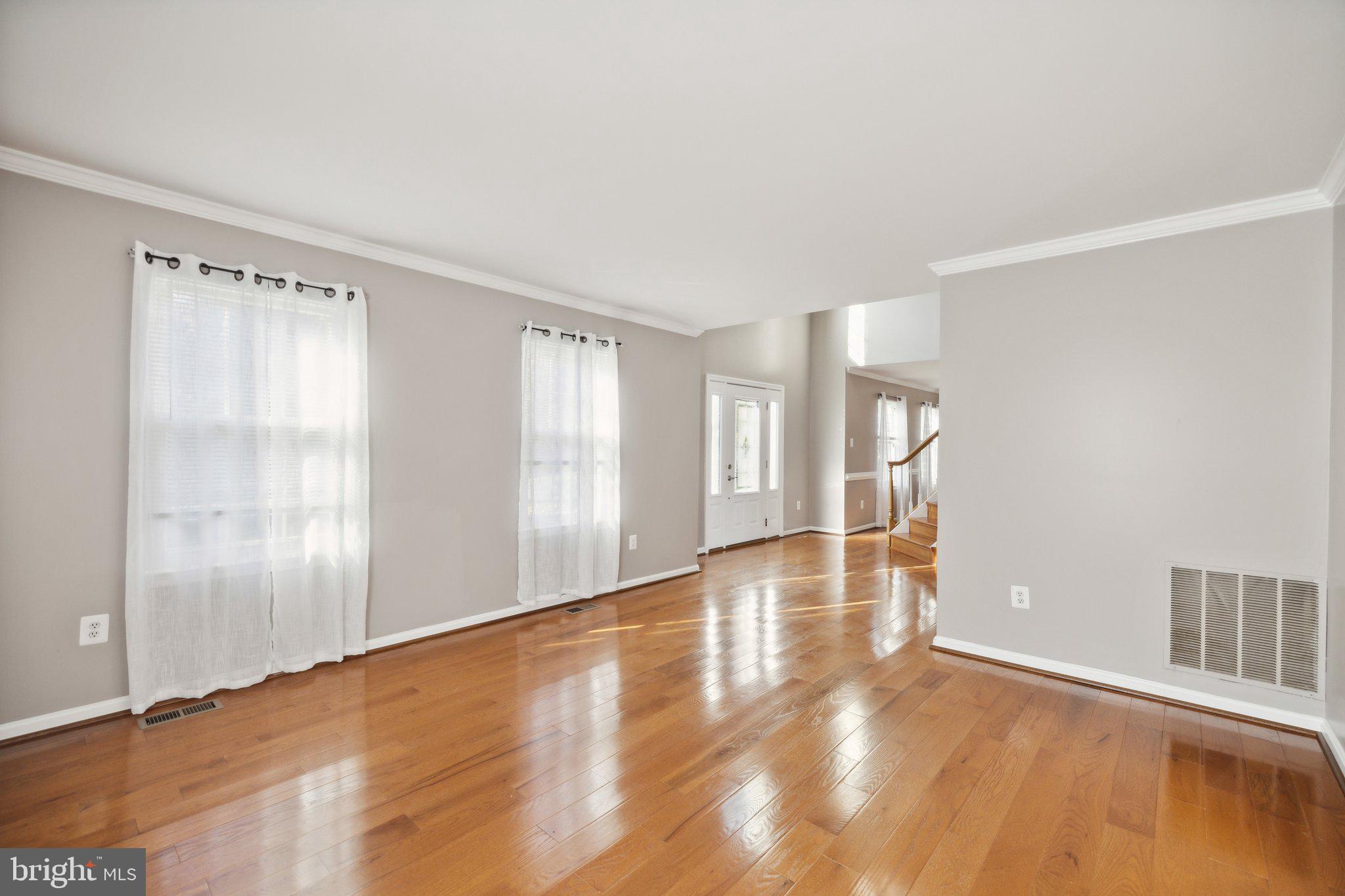 KINGS SQUARE - Residential