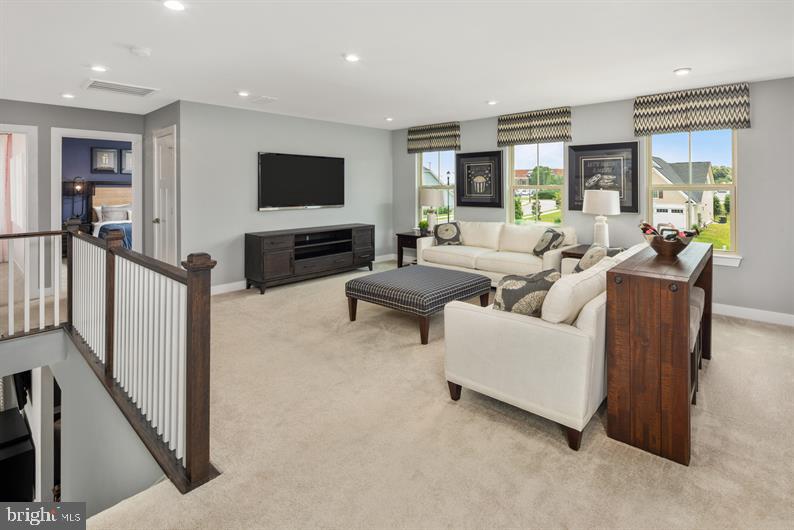 BRENTWOOD - Residential