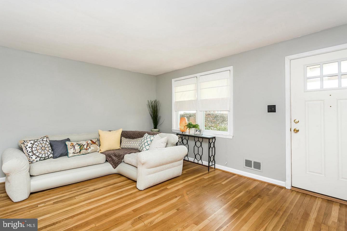 GAYLORD MANOR - Residential Lease