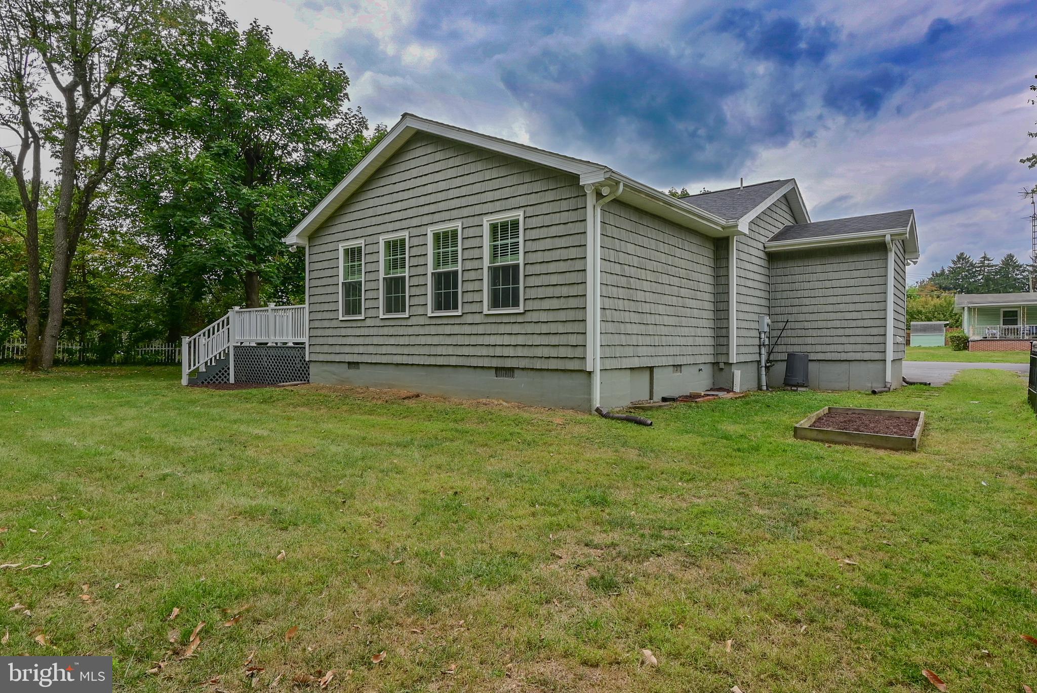 STAR ACRES - Residential